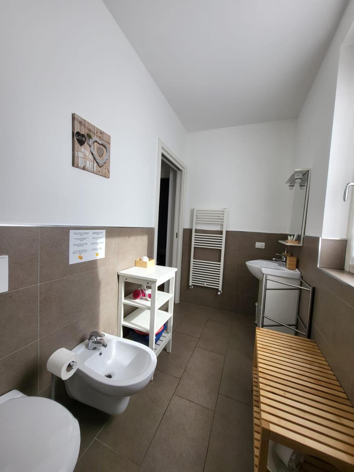 Red Apartment - Residenza Silvana Verbania Exterior photo